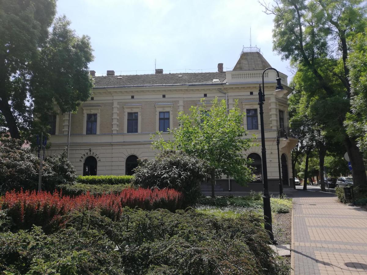 Deak Panzio Bed and Breakfast Nagykoros Εξωτερικό φωτογραφία